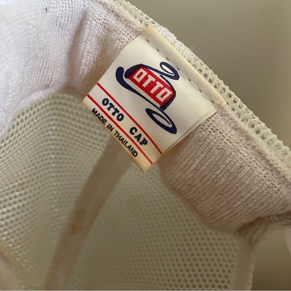 Vintage Dennys Pismo Beach White Trucker Hat SnapBack cap - Picture 7 of 9
